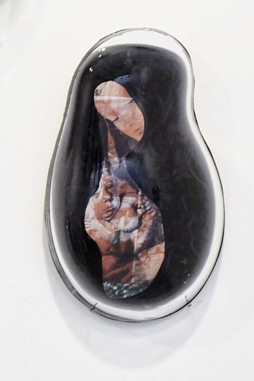 alicia-zaton-avec-l.coullard-alliage-3-serie-de-8-collage-bitume-verre-souffle-23x14cm-2019-802b1e957add7bf51ca7fca0ccb8d0aa