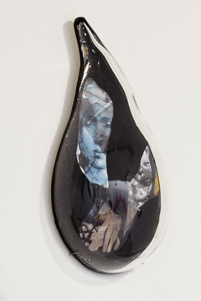 alicia-zaton-avec-l.coullard-alliage-6-serie-de-8-collage-bitume-verre-souffle-28x18cm-2019-a0b0162a5ca67b237fc8ddb92f7a4009